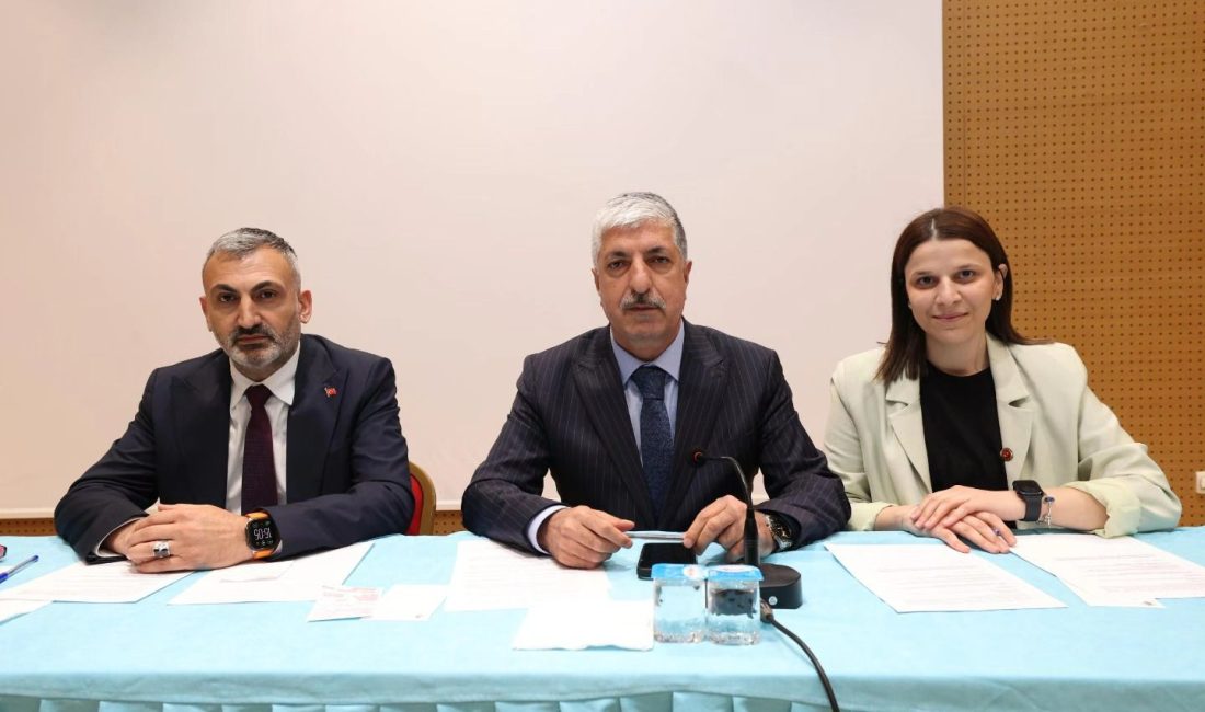 Dilovası Belediyesi Mayıs ayı olağan meclis toplantısı, Dilovası Belediye Başkanı