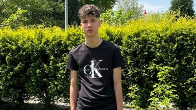 Kartepe’de yaşayan 16 yaşındaki Eren Köse, dün akşam saatlerinden bu