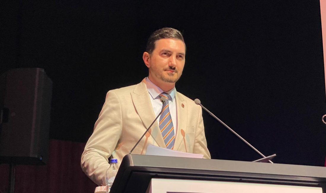 CHP’li Meclis Üyesi Nazım Gençtürk, İSU’nun 2025 faaliyet raporunu şeffaflık,