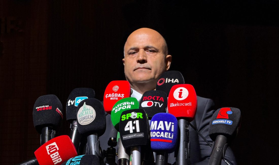 Kocaelispor Başkanı Recep Durul, genel kurulda yaptığı konuşmada hem mali