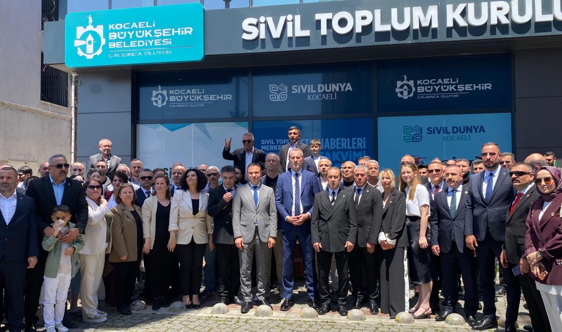 Milliyetçi Hareket Partisi Kocaeli İl Başkanlığı’nın düzenlediği geleneksel bayramlaşma programında