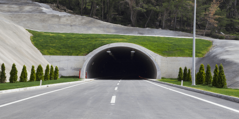 İzmit Belediyesi, kırsal mahallelerde yapılacak beton yol çalışmaları için ihaleye
