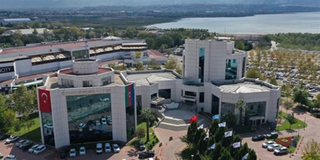 Kocaeli Büyükşehir Belediyesi, kent genelindeki birçok ticari alanı kiraya vermek