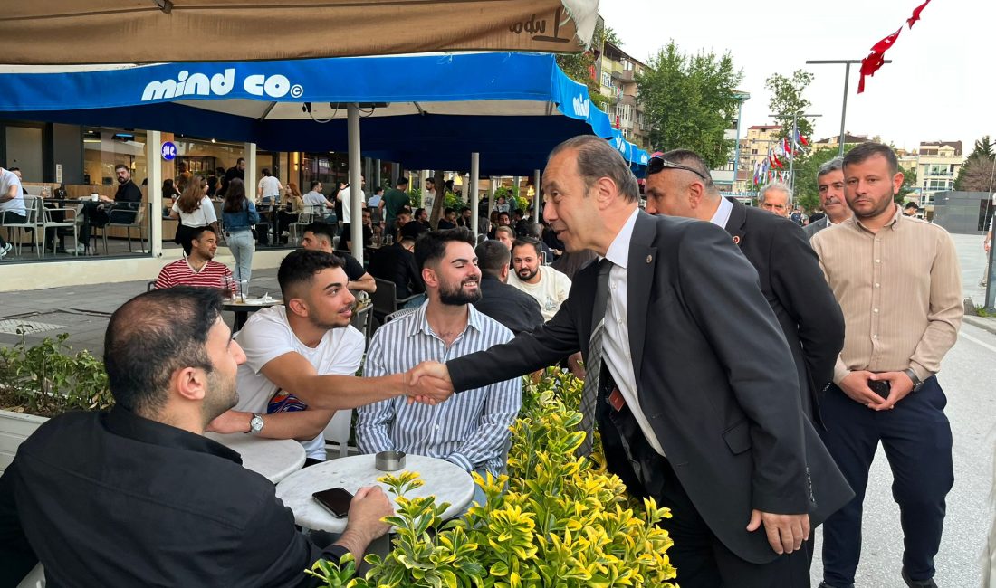 MHP Kocaeli İl Başkanlığı, 19 Mayıs kapsamında esnaf ziyaretleri gerçekleştirip