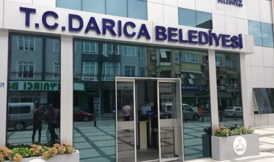 Darıca Belediyesi, ilçedeki çocuk oyun parklarının bakım ve onarımı için