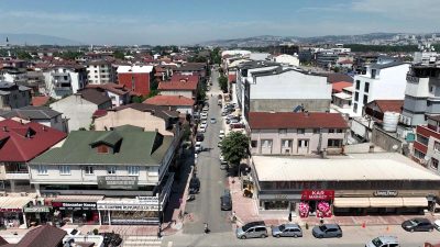 Kocaeli Büyükşehir Belediyesi, Kartepe’de altyapı çalışmaları tamamlanan mahallelerde üstyapı yenileme