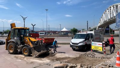Kocaeli Büyükşehir Belediyesi, kent genelinde erişilebilirliği artırmaya yönelik çalışmalarına devam