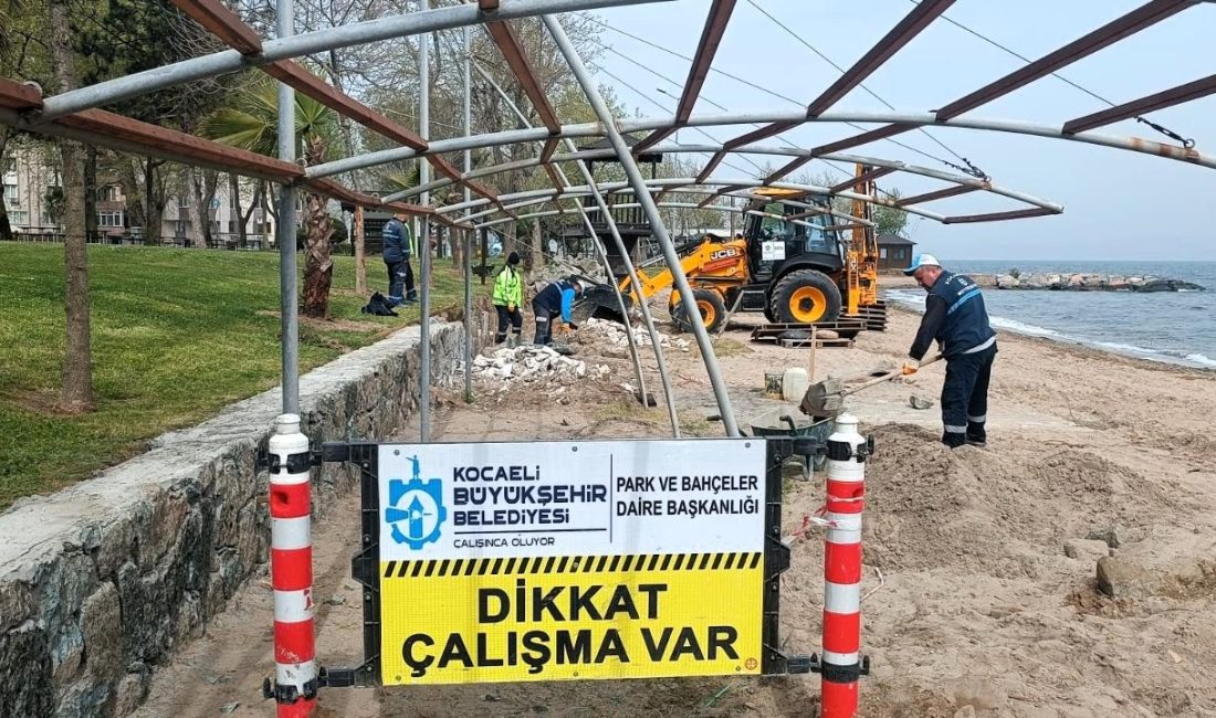 Kocaeli Büyükşehir Belediyesi, yaz sezonu öncesinde Karamürsel ve çevresindeki sahillerde