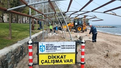 Kocaeli Büyükşehir Belediyesi, yaz sezonu öncesinde Karamürsel ve çevresindeki sahillerde