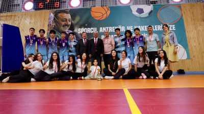 Körfez İlçede 19 Mayıs Atatürk’ü Anma, Gençlik ve Spor Bayramı