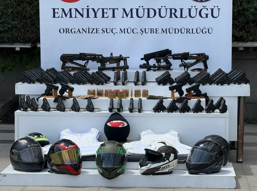 İstanbul merkezli düzenlenen ve Kocaeli dahil 8 ilde gerçekleşen operasyonlarda