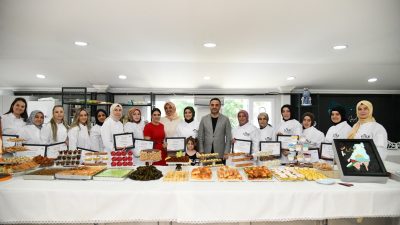 Başiskele Belediyesi tarafından hayata geçirilen Pastacılık Akademisi’nde eğitimlerini başarıyla tamamlayan