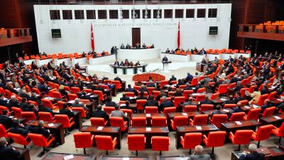 Resmi Gazete'de yayımlanan TBMM Kararı ile 1 Temmuz 2026'da tatile