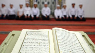 Diyanet İşleri Başkanlığı tarafından düzenlenen 2026 Yaz Kur'an Kursları için
