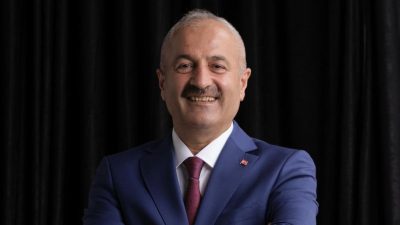 Gebze Belediye Başkanı Zinnur Büyükgöz, kent merkezinde hayata geçirilecek Kuyumcular