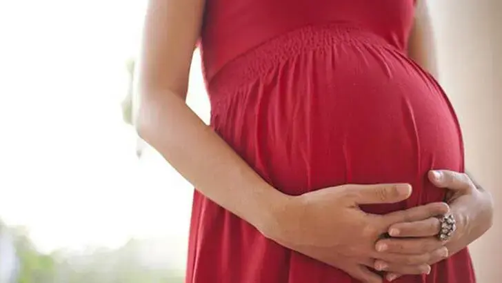 Anne adaylarının gebelik sürecinde en sık sorduğu sorular arasında "İlaç