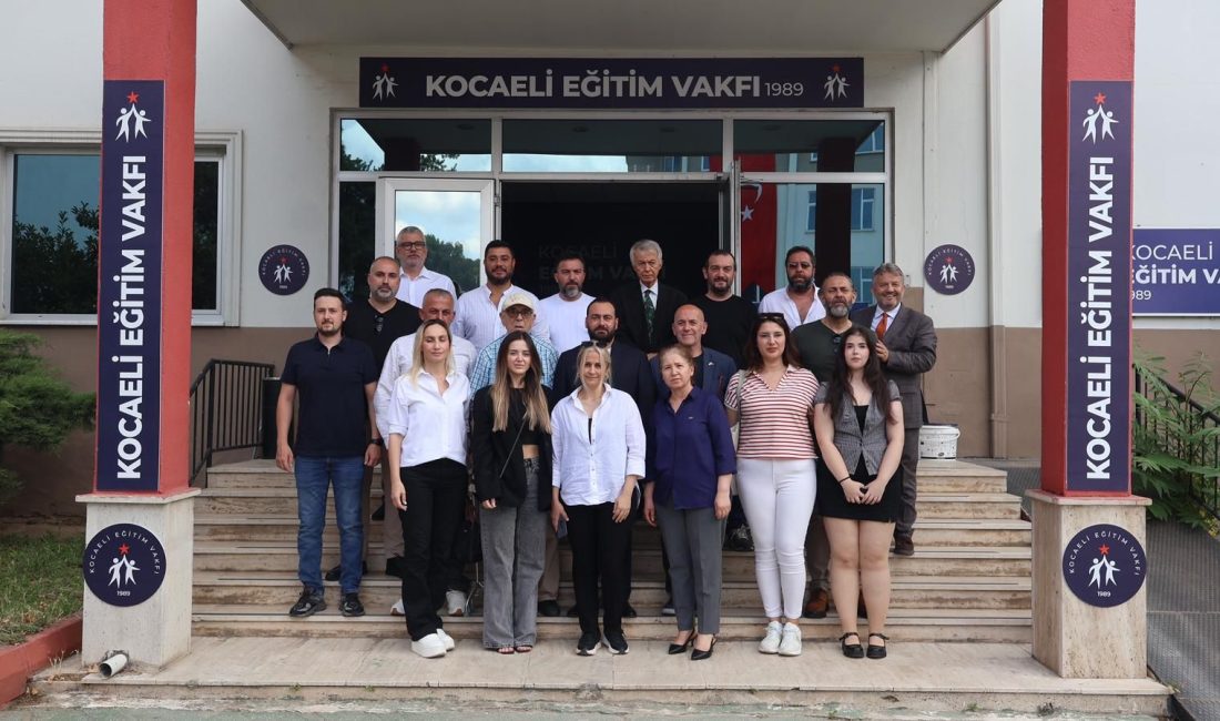 Kocaeli Eğitim Vakfı (KEV) tarihi dönüşümünü tamamladı! Milyonlarca liralık burs
