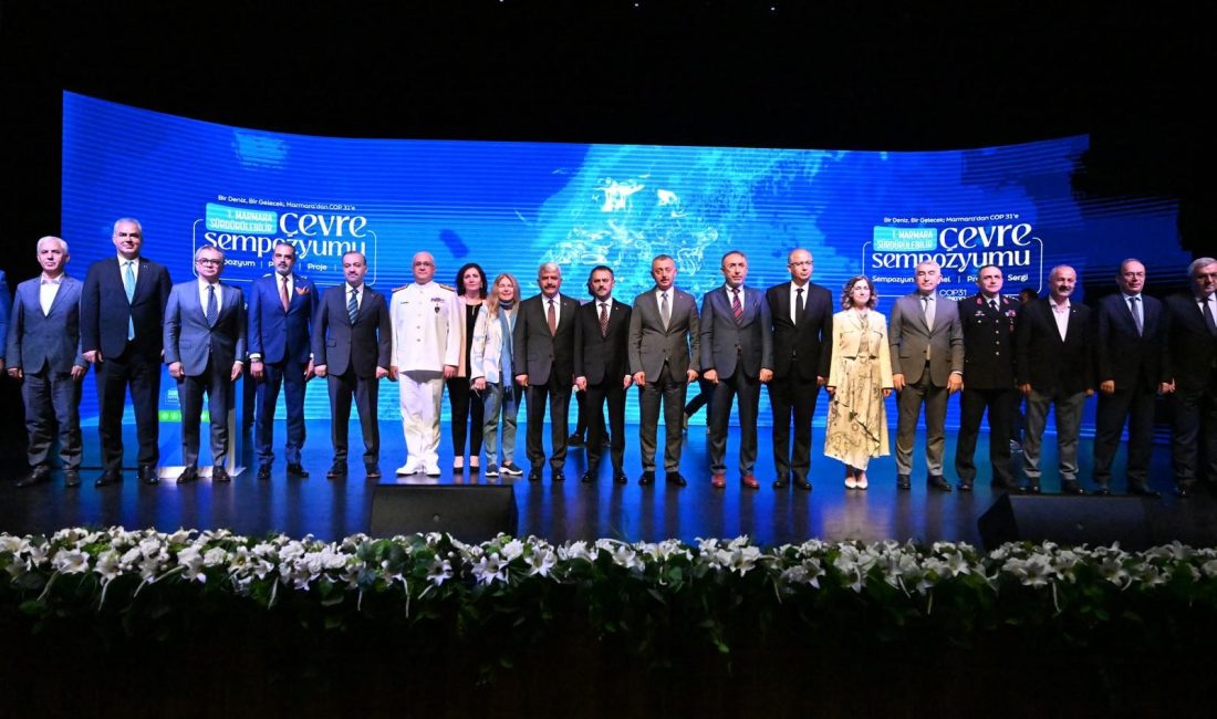 Kocaeli'de düzenlenen 1. Marmara Sürdürülebilir Çevre Sempozyumu'nda, Marmara havzasındaki atık