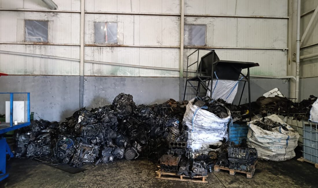 Sakarya'da, yurt dışına sevk edilmek üzere yola çıkan gümrük mühürlü
