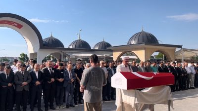 Kocaeli’nin Gebze ilçesinde duruşma sırasında geçirdiği kalp krizi sonucu hayatını