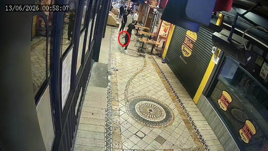 Kocaeli'nin İzmit ilçesinde yazılım mühendisini darbeden ve çıkarıldıkları hakimlikçe adli