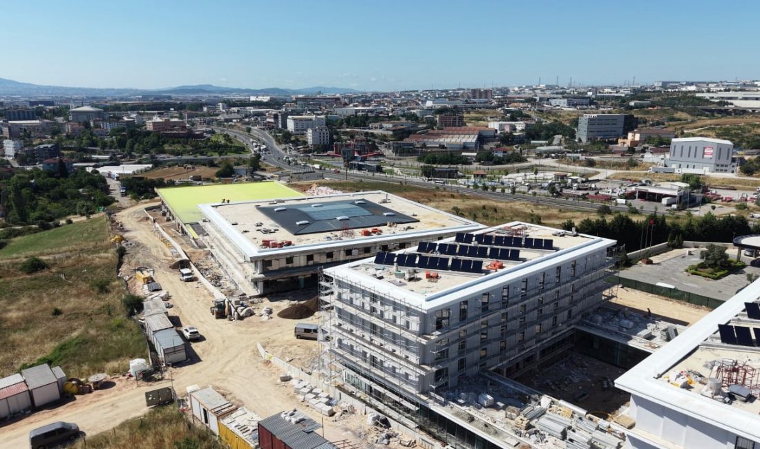 Çayırova'da 21 bin metrekarelik alanda inşası sürdürülen Spor Lisesi projesinde