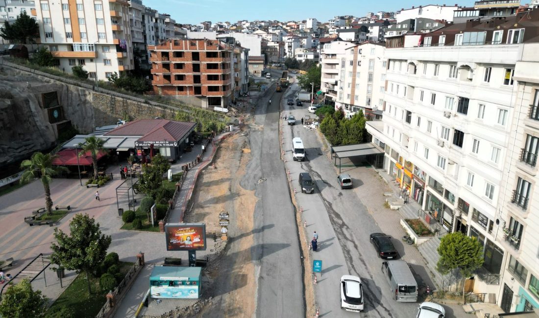 İlçe merkezlerindeki ana akslarda önemli alt ve üst yapı çalışmaları