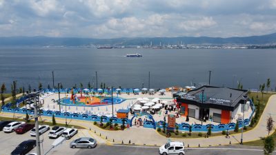 Büyükşehir’in Kocaeli’ye kazandırdığı Değirmendere Aquapark, yaz sezonunun başlamasıyla birlikte kalite