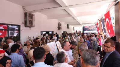 Derince Belediyesi Mesleki Eğitim Kursları’nda hazırlanan el emeği göz nuru