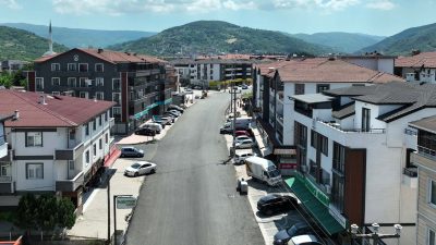 Kocaeli Büyükşehir Belediyesi, Gölcük ilçesinde yürüttüğü kapsamlı yenileme çalışmalarında önemli