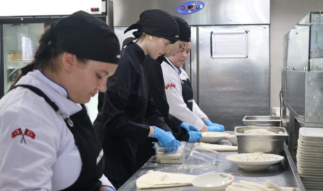 Kocaeli Büyükşehir Belediyesi iştiraki Antikkapı A.Ş., “Erasmus Projesi” kapsamında Hollanda’dan