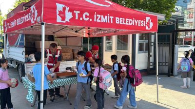 İzmit Belediyesi, kırsal mahallelerdeki okullarda eğitim gören öğrencilere okul öncesinde