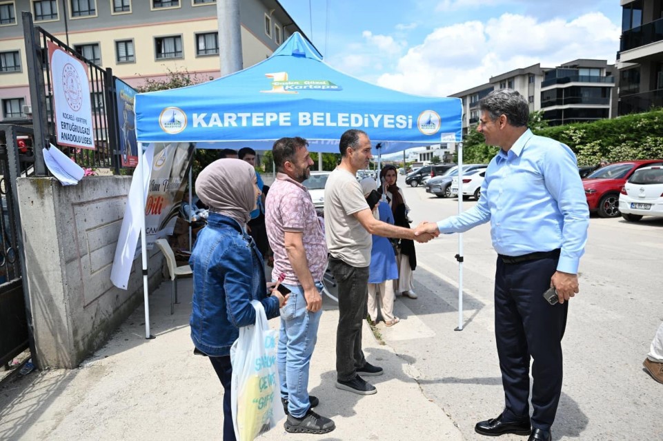 Kartepe Belediyesi, geleceğe adım atmak için LGS (Liselere Geçiş Sistemi)