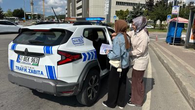 Kocaeli Büyükşehir Zabıtası, Yükseköğretim Kurumları Sınavı süresince adayların yanında oldu.