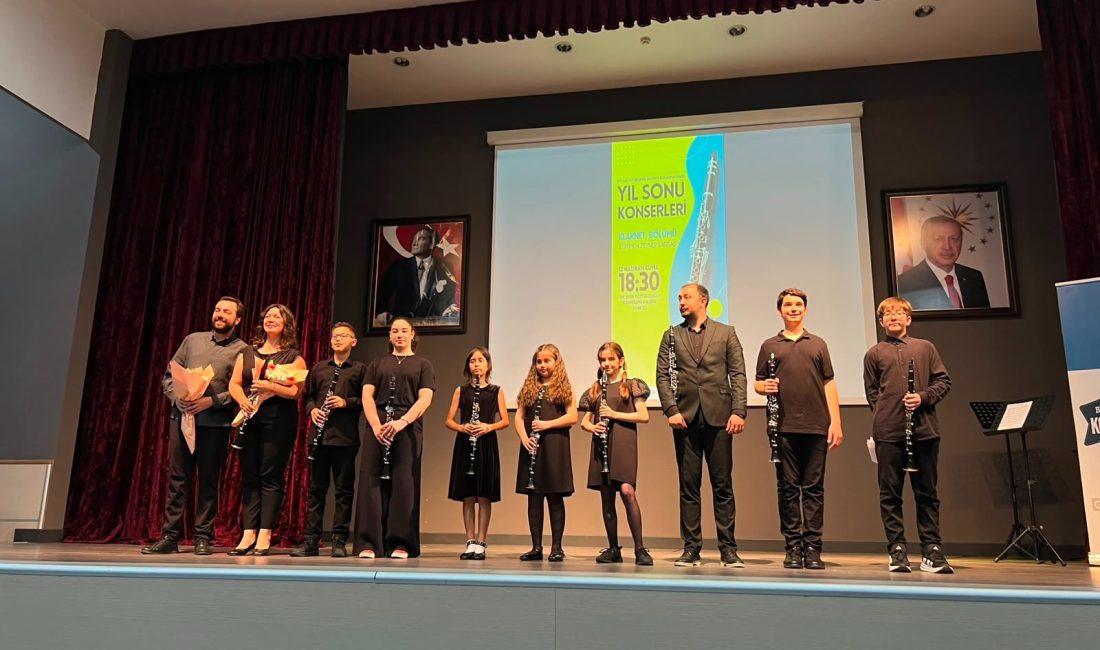 Kocaeli Büyükşehir Belediye Konservatuvarı’nda yıl sonu öğrenci konserleri başladı. İlk