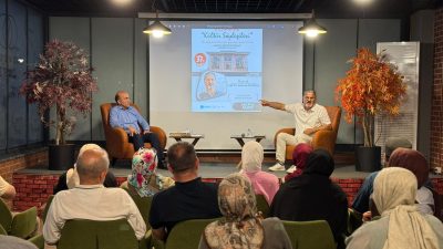 Başiskele Belediyesi Kitaphane Kültür Söyleşileri'nin 37'ncisinde Prof. Dr. Gencay Zavotçu,