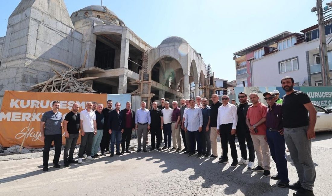 Kocaeli Büyükşehir Belediye Başkanı Tahir Büyükakın, deprem riski nedeni ile