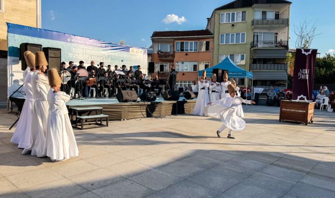 Büyükşehir Belediyesi’nin katkısıyla İzmit Mehmet Ali Paşa Camii’nde gerçekleştirilen “Mâh-ı