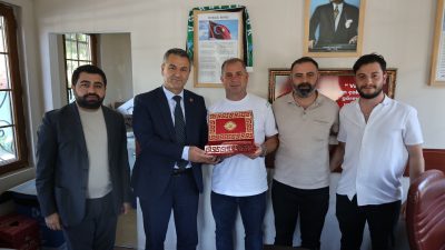 İzmit Belediyesi Başkan Yardımcısı Lütfü Obuz ile Muhtarlık İşleri Müdürü