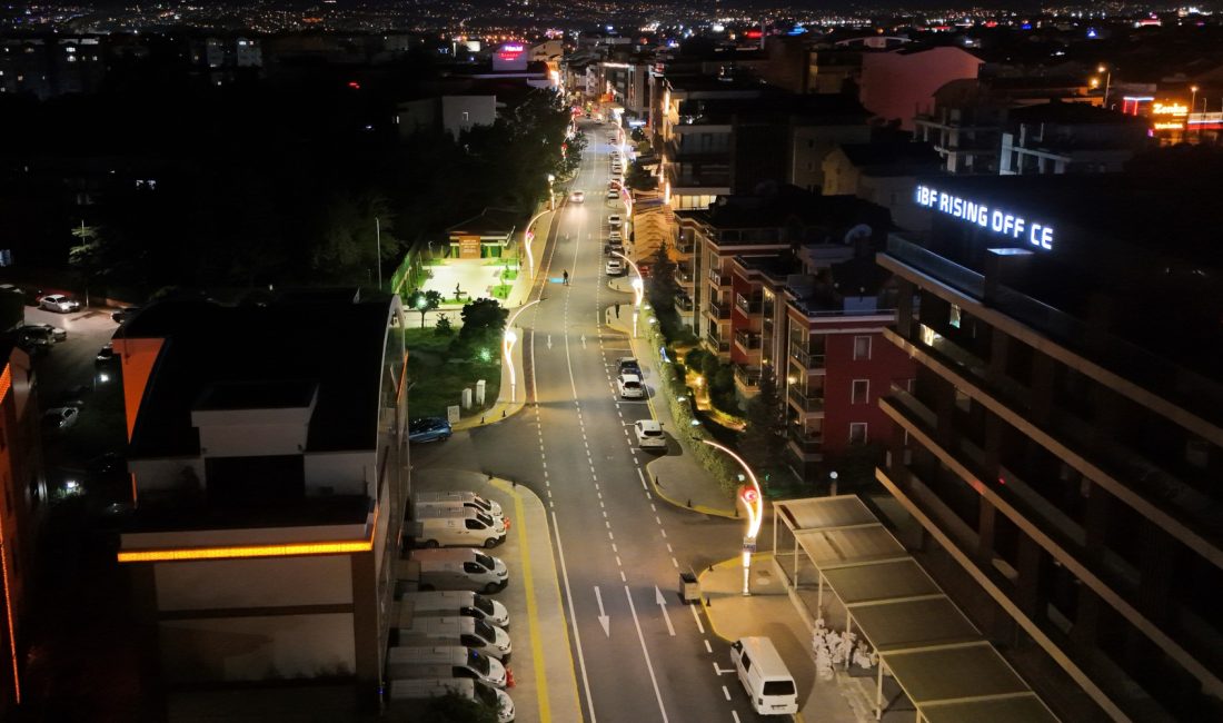 Kocaeli Büyükşehir Belediyesi, altyapı ve üstyapısını tamamen yenilediği İzmit Şehit