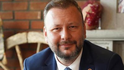 MHP Genel Merkezi'nin kararıyla Kamil Akın Kocaeli İl Başkanlığı görevinden
