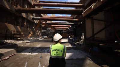 Kocaeli’yi raylı sistem hatlarıyla donatan ve ulaşıma alternatif çözümlerle nefes