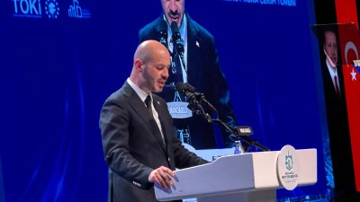 TOKİ Başkanı Levent Sungur, Cedit Kentsel Dönüşüm Projesi kura töreninde