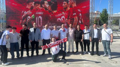 MHP İzmit İlçe Teşkilatı, İlker Kazan başkanlığında kalabalık bir ekiple