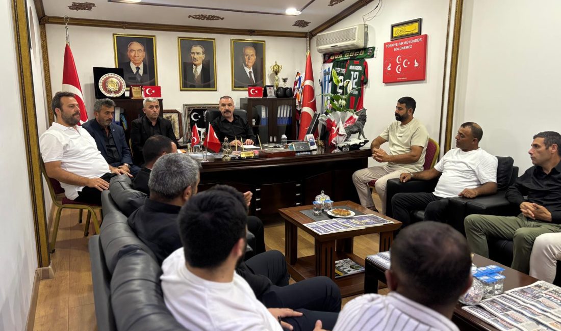 MHP Dilovası İlçe Başkanı Yusuf Turhan, Erzurum Horasanlılar Derneği'ni ağırladı.