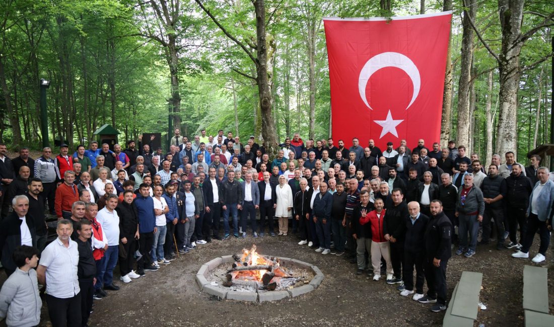 AK Parti Kocaeli İl Başkanlığı tarafından düzenlenen mahalle başkanları kampının