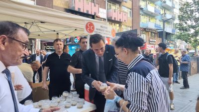 MHP İzmit İlçe Başkanı Av. Serdar Semih Türeyen öncülüğünde, ilçe