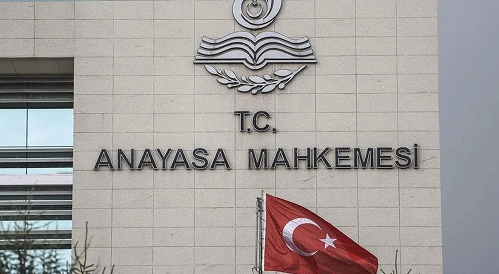 Anayasa Mahkemesi, Türk Medeni Kanunu'ndaki süresiz yoksulluk nafakası hükmünü iptal