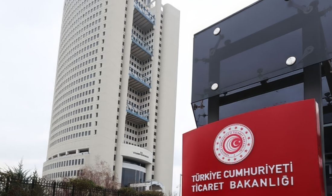 Ticaret Bakanlığı, İstanbul Beyoğlu’ndaki bir restoranda müşterilerden servis ücreti tahsil