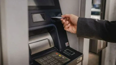 Bankaların QR kod özelliği sayesinde kullanıcılar, banka kartına ihtiyaç duymadan